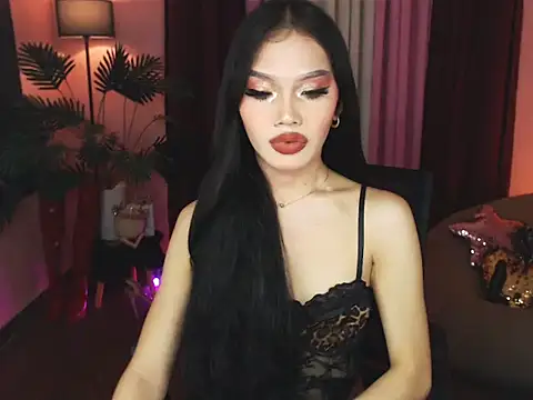 Snapshot of Asianprincess69 chatting on October 19, 1:06 am Asianprincess69 online show from October 19, 1:06 am