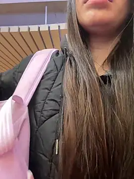 Isabella21  online show from April 15, 12:28 am