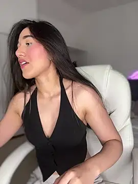 Snapshot of julieta_jhonss chatting on February 6, 3:33 am julieta jhonss online show from February 6, 3:33 am