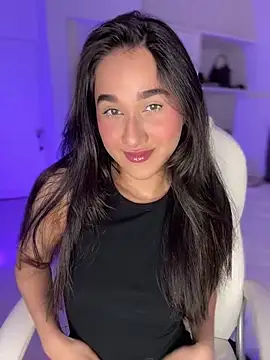 Snapshot of julieta_jhonss chatting on March 2, 3:20 am julieta jhonss online show from March 2, 3:20 am