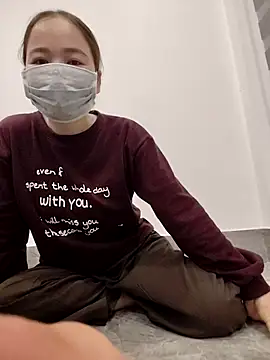 daisylouis online show from March 2, 10:11 am