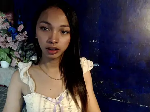Snapshot of Simi_Ipit chatting on April 25, 3:31 am Simi Ipit online show from April 25, 3:31 am