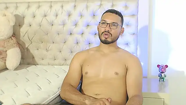 marcusblade online show from November 20, 9:36 pm