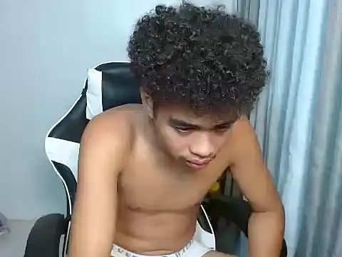 curlyasian njxx online show from April 9, 6:19 am