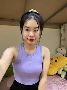 Snapshot of Baby-ladytits2025 chatting on September 26, 4:22 pm Baby-ladytits2025 online show from September 26, 4:22 pm