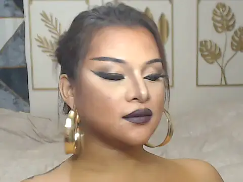 Snapshot of GoddessOFALLx chatting on May 22, 1:13 am GoddessOFALLx online show from May 22, 1:13 am