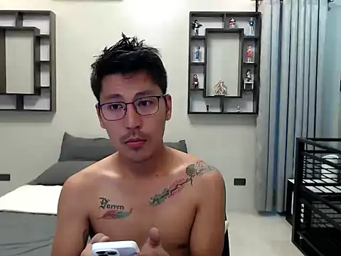 Snapshot of hot_derfs27 chatting on October 12, 2:10 am hot derfs27 online show from October 12, 2:10 am