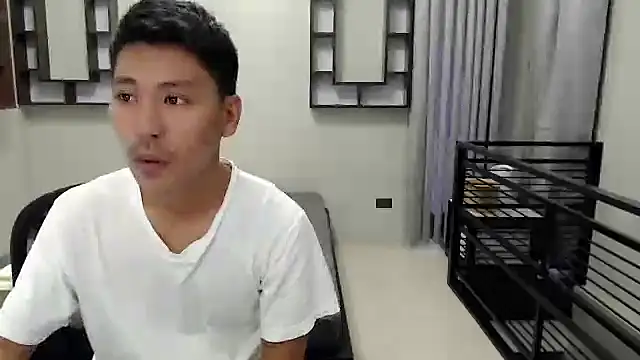 Snapshot of hot_derfs27 chatting on October 19, 12:44 am hot derfs27 online show from October 19, 12:44 am