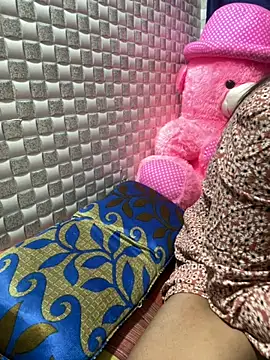 Hot Jaanvi  online show from March 21, 8:19 am