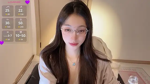 Seraphina-se online show from January 19, 11:25 am