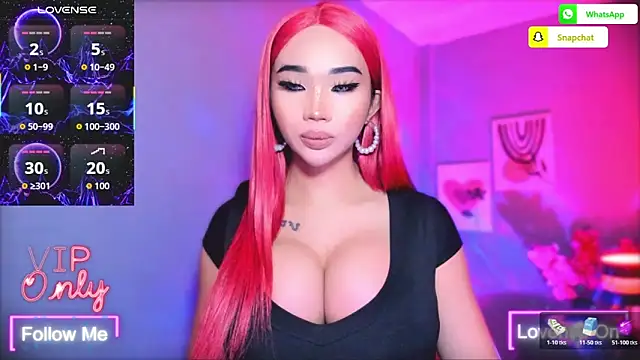 Snapshot of TriciaCumLoader chatting on February 12, 9:15 am TriciaCumLoader online show from February 12, 9:15 am