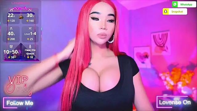 Snapshot of TriciaCumLoader chatting on February 20, 6:37 am TriciaCumLoader online show from February 20, 6:37 am