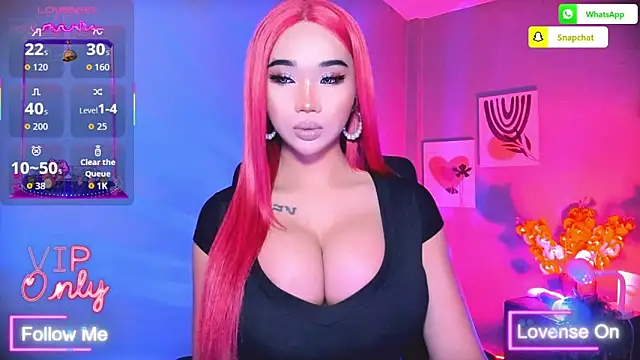 Snapshot of TriciaCumLoader chatting on February 25, 2:43 am TriciaCumLoader online show from February 25, 2:43 am