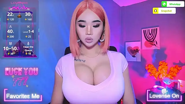 TriciaCumLoader online show from March 11, 5:41 pm