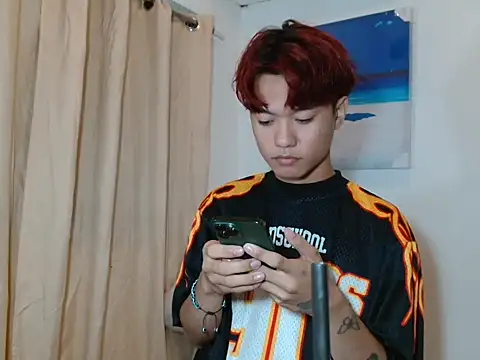 ur little secret online show from October 13, 2:39 pm