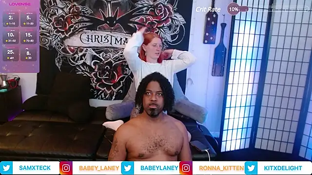 Snapshot of SamXTeck chatting on December 6, 1:07 am SamXTeck online show from December 6, 1:07 am