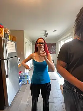 Snapshot of SamXTeck chatting on March 16, 9:58 pm SamXTeck online show from March 16, 9:58 pm