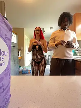 Snapshot of SamXTeck chatting on September 10, 9:26 pm SamXTeck online show from September 10, 9:26 pm