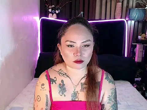 Snapshot of EstellaStarXxx chatting on June 5, 4:08 am EstellaStarXxx online show from June 5, 4:08 am
