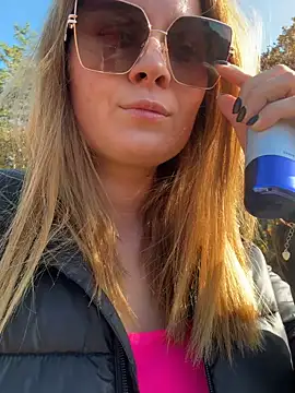 Velvetnoir21 online show from October 29, 11:56 am