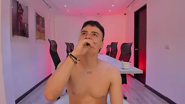 BenitoSaenz online show from March 26, 12:33 pm