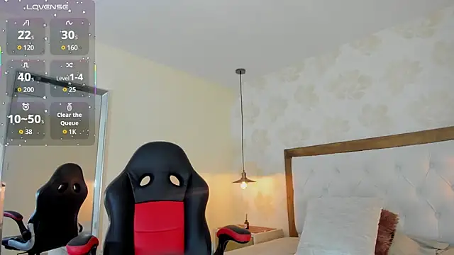 Snapshot of IRISCLARK1 chatting on February 18, 7:21 pm IRISCLARK1 online show from February 18, 7:21 pm