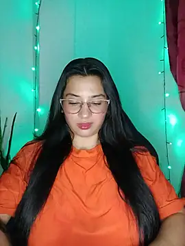 Snapshot of VALENTINA_ROUSE_ chatting on June 3, 10:48 pm VALENTINA ROUSE online show from June 3, 10:48 pm