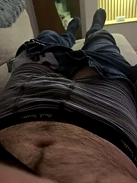 leroy9501 online show from November 12, 1:06 am