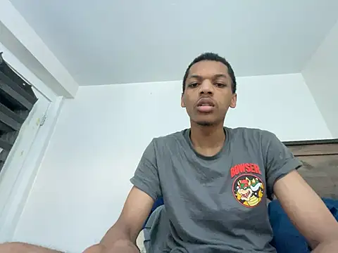 Snapshot of zeeeky_33deep chatting on May 18, 5:24 am zeeeky 33deep online show from May 18, 5:24 am