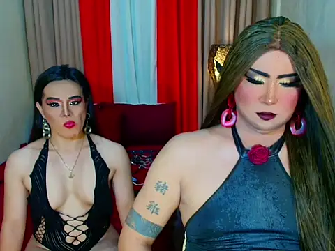 Snapshot of UnlimitedCumShow chatting on May 19, 4:19 am UnlimitedCumShow online show from May 19, 4:19 am
