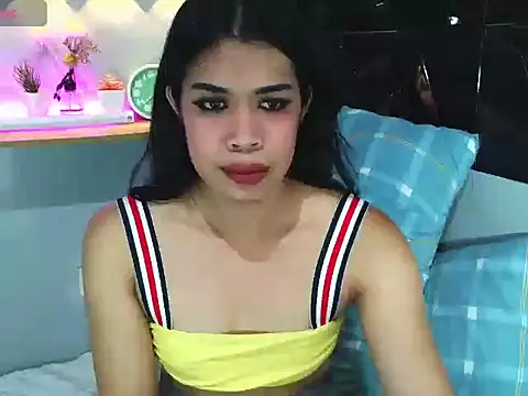 Snapshot of Mistress_Anastasia chatting on May 22, 6:31 am Mistress Anastasia online show from May 22, 6:31 am