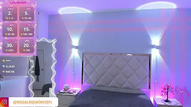 Snapshot of Rosalind_tay chatting on May 11, 2:45 pm Rosalind tay online show from May 11, 2:45 pm