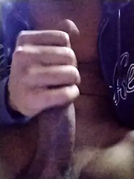 Snapshot of guevogranderixx chatting on April 10, 7:24 am guevogranderixx online show from April 10, 7:24 am