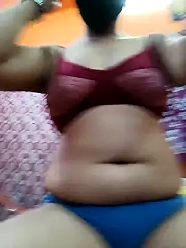 Snapshot of Hotpuja25 chatting on June 28, 4:40 am Hotpuja25 online show from June 28, 4:40 am
