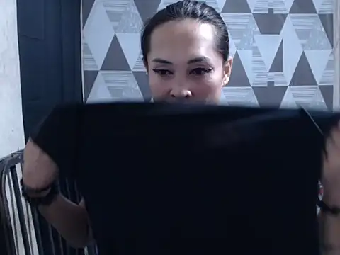 Snapshot of Wiynwyn_Delamerced1989 chatting on April 17, 12:52 pm Wiynwyn Delamerced1989 online show from April 17, 12:52 pm