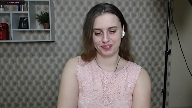 Snapshot of AmandaDimond_ chatting on February 10, 12:42 pm AmandaDimond online show from February 10, 12:42 pm