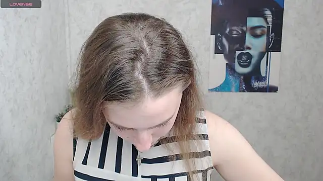 AmandaDimond  online show from April 25, 1:41 pm