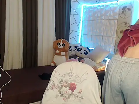 Alluring Ashley online show from April 29, 12:16 am