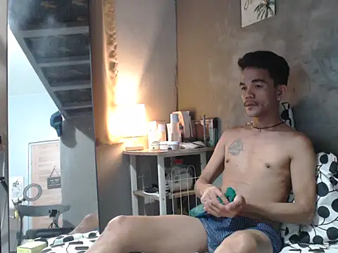 Snapshot of Natsboii chatting on July 14, 12:55 pm Natsboii online show from July 14, 12:55 pm