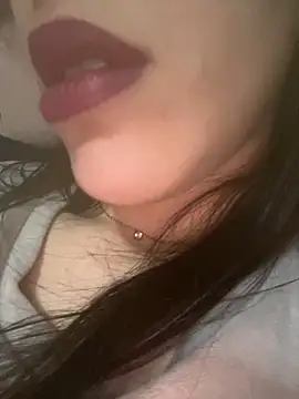 Mimisixo online show from May 7, 4:34 pm