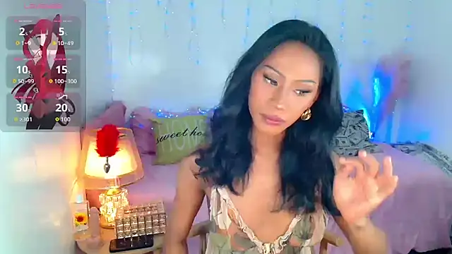 sassylatina online show from October 23, 3:00 pm