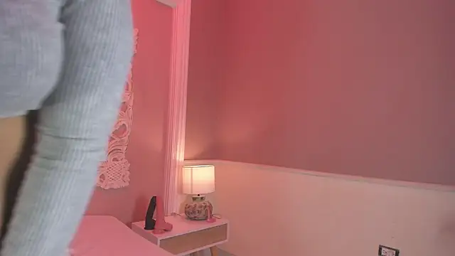 Snapshot of VictoriaPowell chatting on September 13, 3:45 pm VictoriaPowell online show from September 13, 3:45 pm