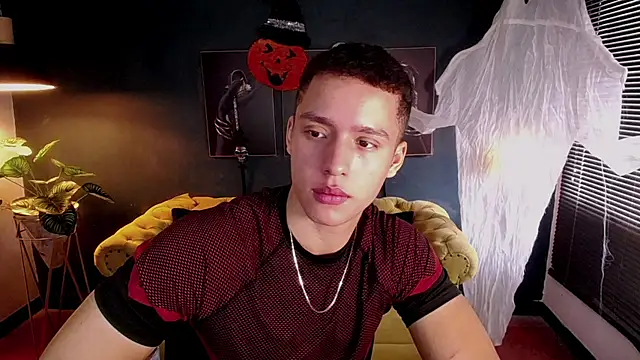 deivid parker online show from November 4, 1:32 pm