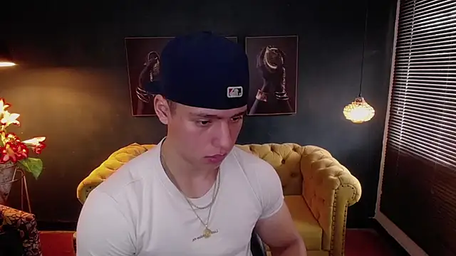 deivid parker online show from April 8, 2:06 pm