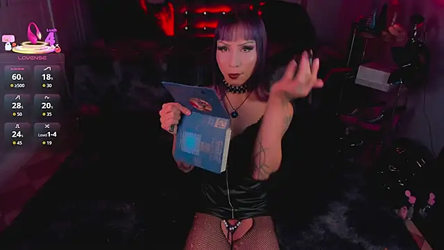 Draculairis online show from March 13, 12:45 pm