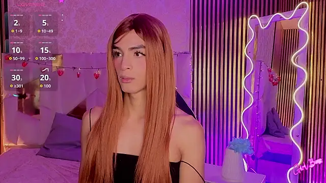 LIHIAN TAY online show from February 6, 3:33 am