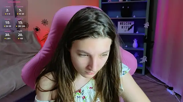 Mia Myles online show from November 2, 10:28 am