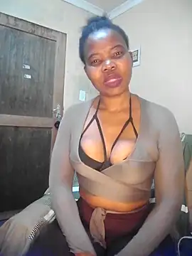 Snapshot of CharlotteXXX chatting on June 13, 10:51 pm CharlotteXXX online show from June 13, 10:51 pm