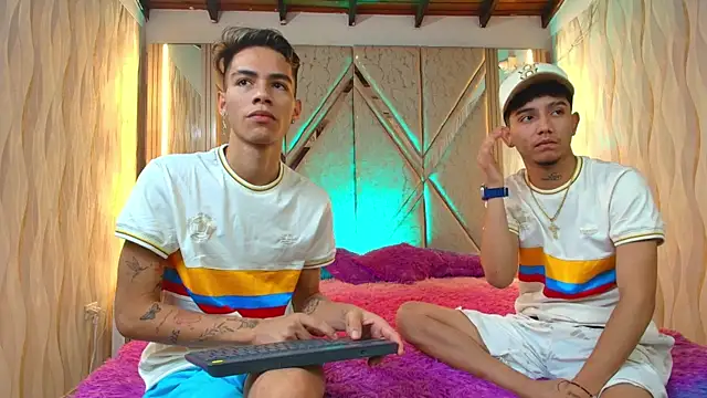 The slim boyss3 online show from October 12, 1:43 pm