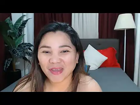 MarielRose143 online show from October 19, 1:06 am